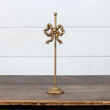 15.25" GOLD WREATH STAND W/ BOW