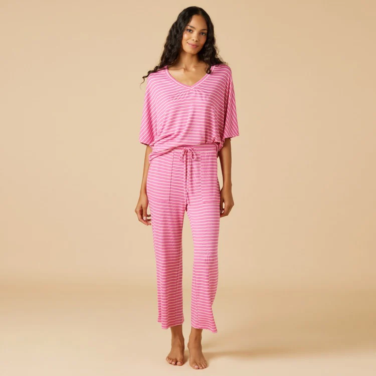 Dream Relaxed V-neck with Capri Lounge Set Large