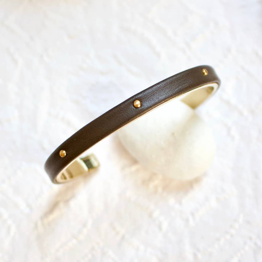 a.v. max - 1/4" Studded Leather Wrapped Cuff: Red/Gold - Image 10