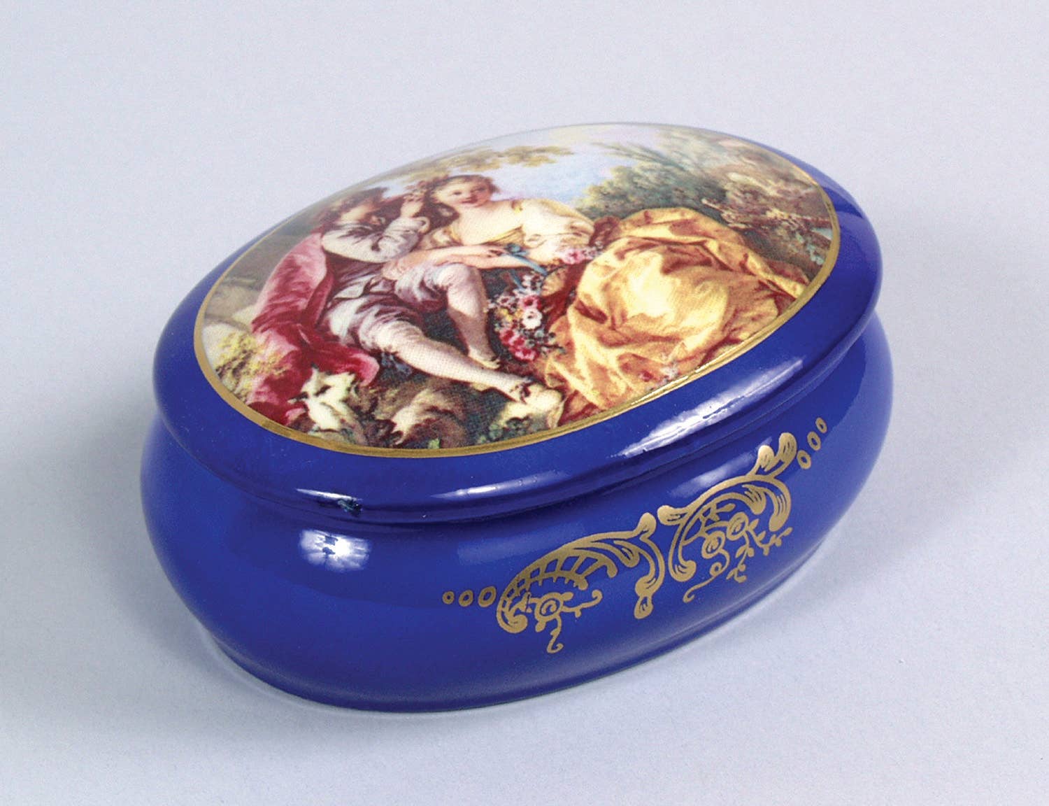 AA Importing - Blue Courtship Oval Box