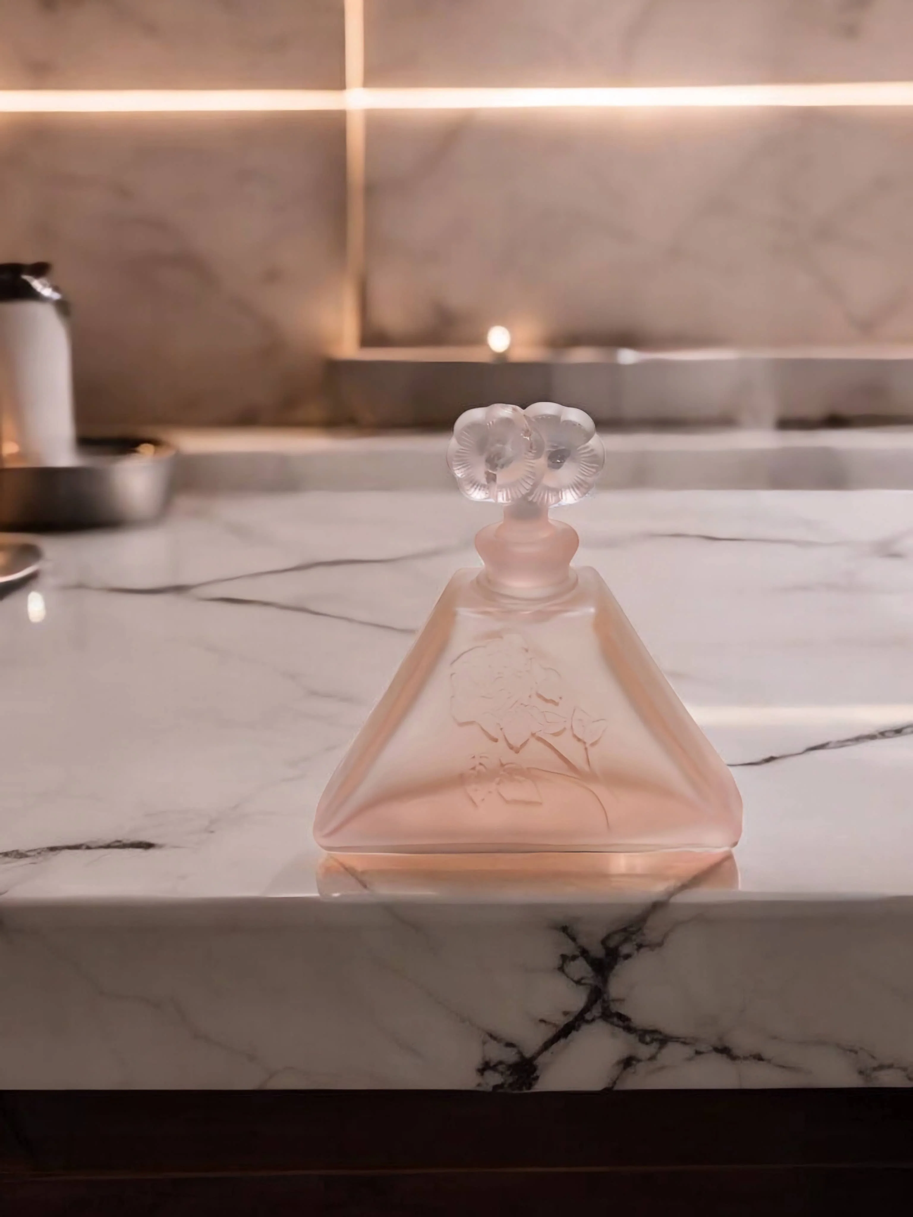 AA Importing - Rose Glass Purfume Bottle