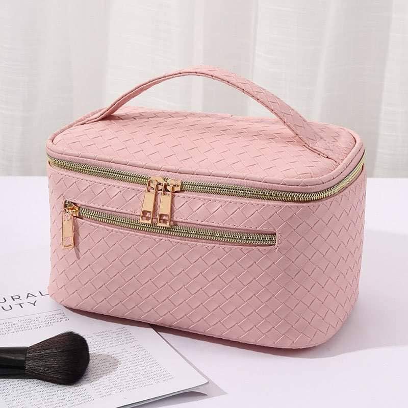 Beauty Stash - Double Zip Train Makeup Case: Snow - Image 5
