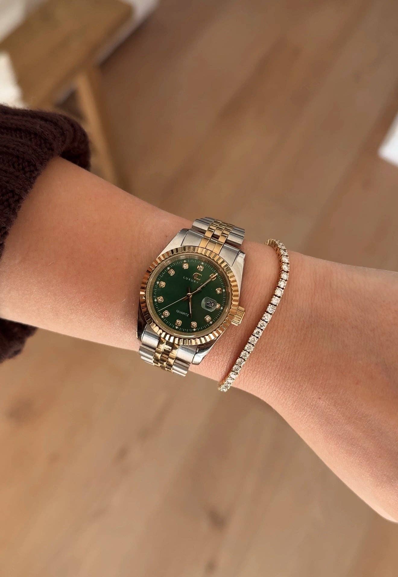 C&C LUXURY CO. - 31MM CLASSIC WATCH: GOLD & BROWN - Image 8
