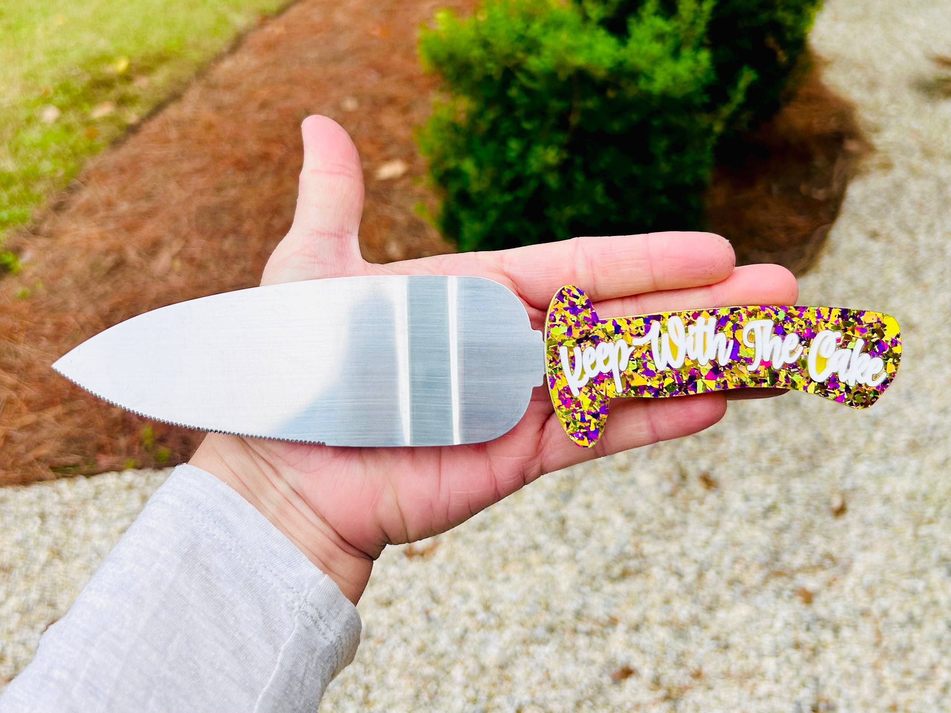 D and M’s Enterprise, LLC - Kingcake Knife-server: Keep In The Box - Image 3