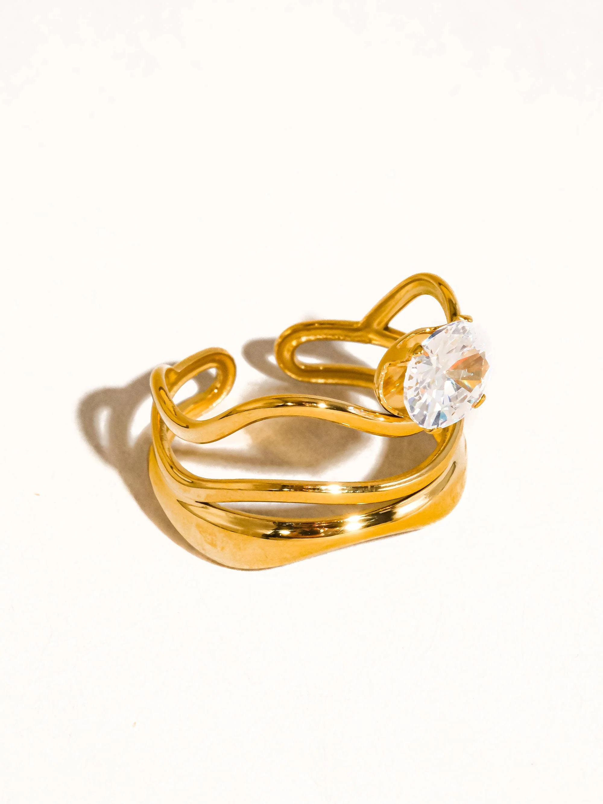 Flânerie by MAIQ - Gloire 18K Gold Non-Tarnish Abstract CZ Ring: Yellow Gold - Image 3