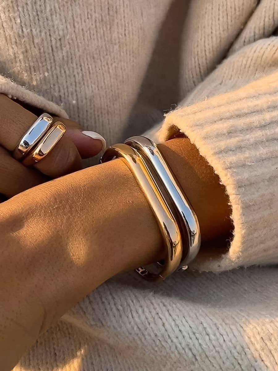 Flânerie by MAIQ - Renzi 18K Gold Non-Tarnish Classic Bangle: Silver - Image 2