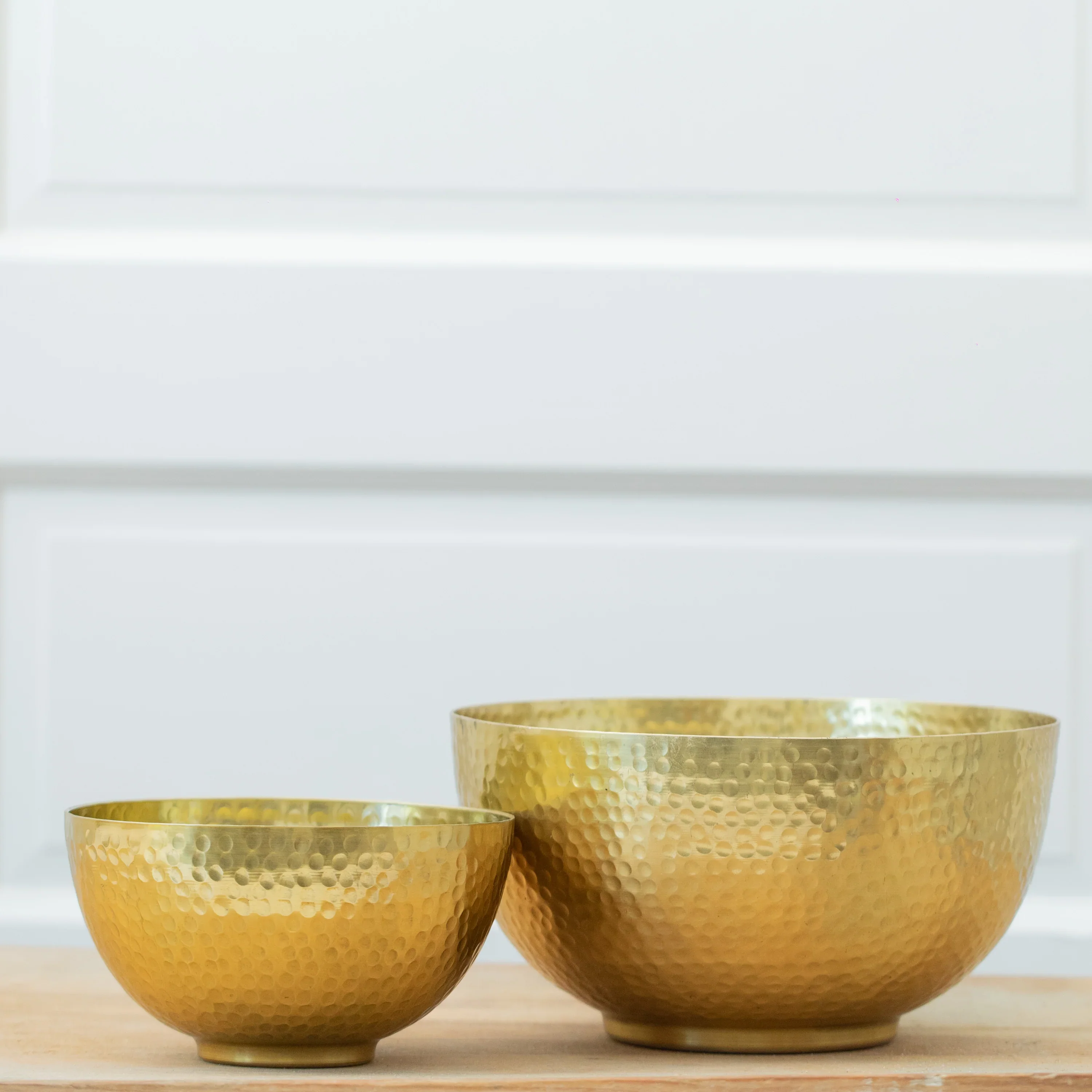 Gold Round Hammered Bowl' - Image 2