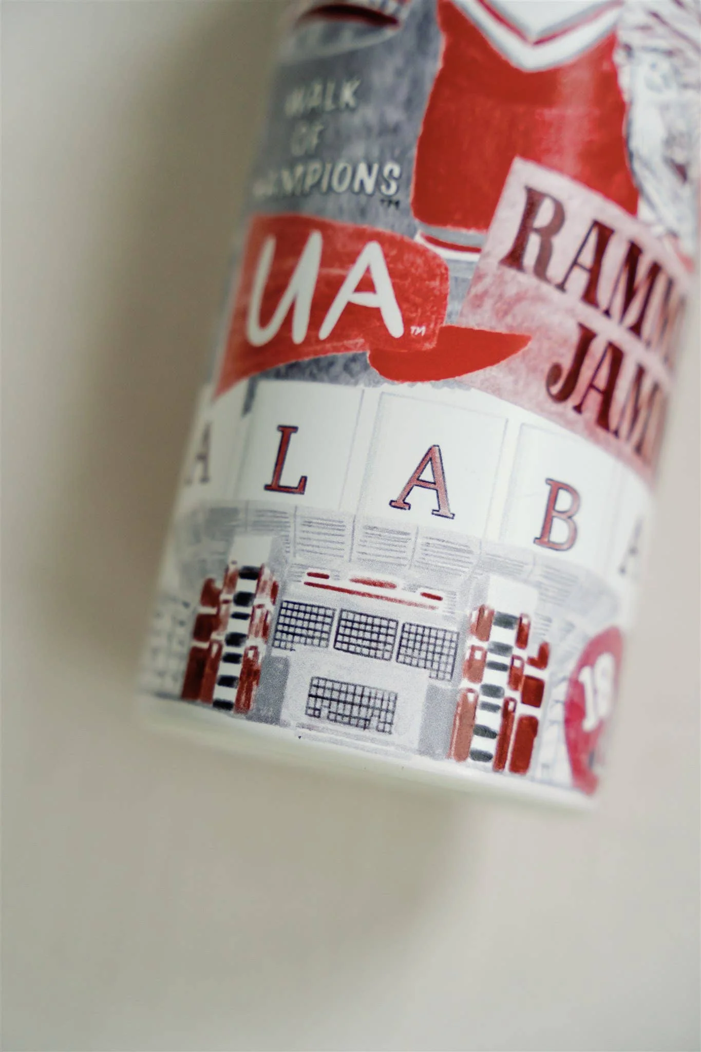 Gracefully Made Art - The University of Alabama 32 oz Insulated Water Bottle - Image 3
