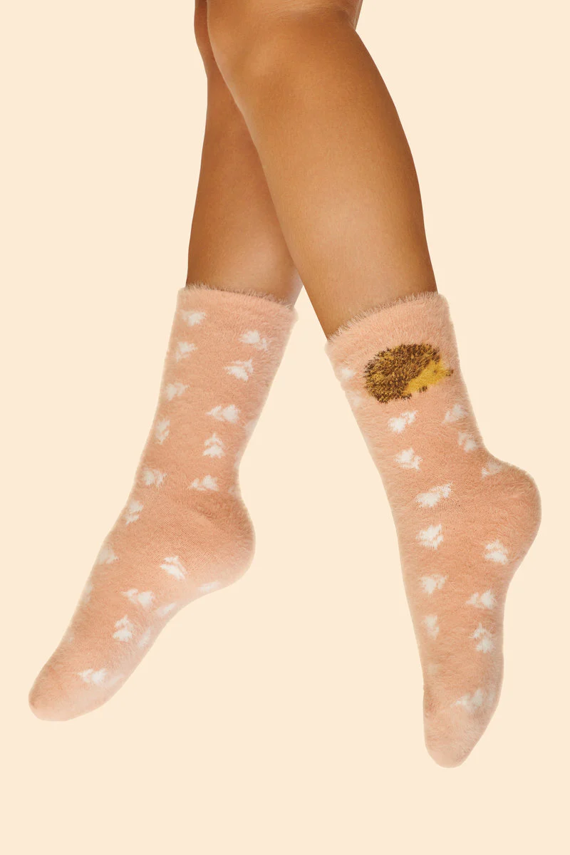 Powder - Happy Hedgehog Petal Fuzzy Socks
