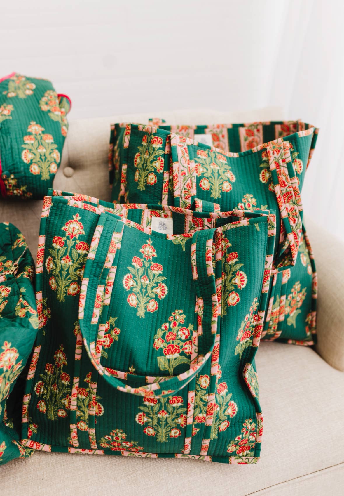 Heart of Grace - Elodie Luxe | Quilted Regular Tote Bag