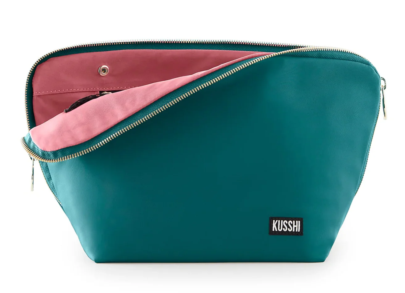 KUSSHI Signature Makeup Bag (Medium) - Image 24