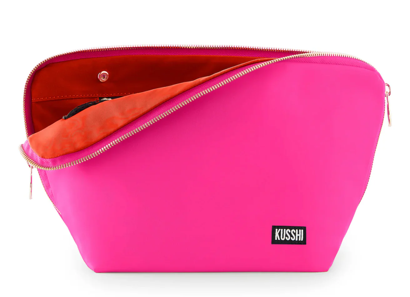 KUSSHI Vacationer Makeup Bag (Large) - Image 16
