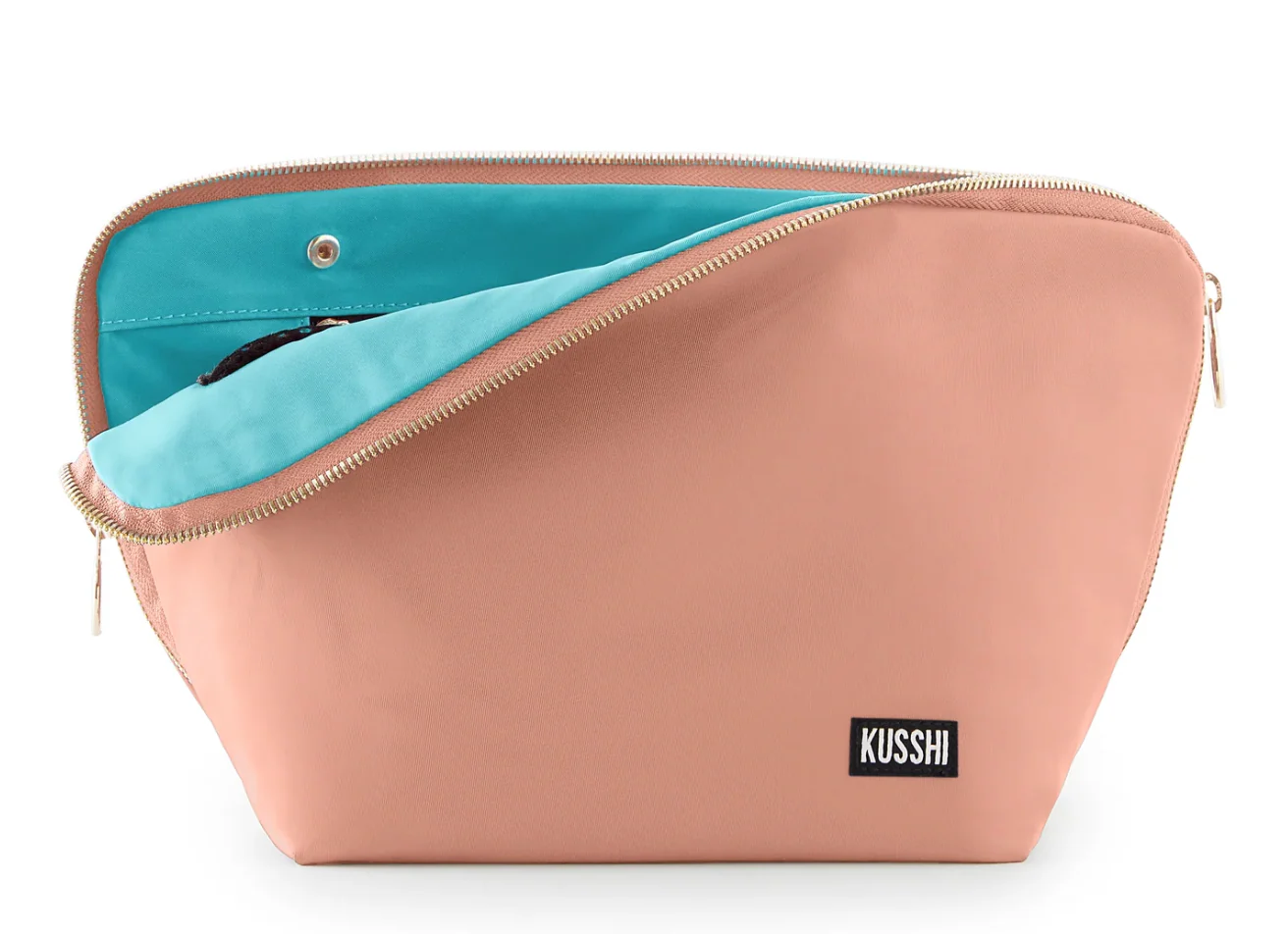 KUSSHI Vacationer Makeup Bag (Large) - Image 19