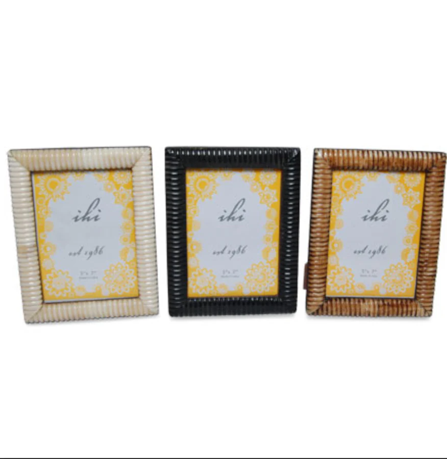 Large Natural Ribbed Frames 5x7
