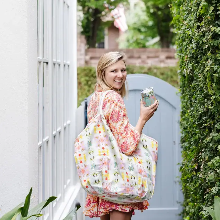 Laura Park Designs - Giverny Tote Bag: One Size - Image 2
