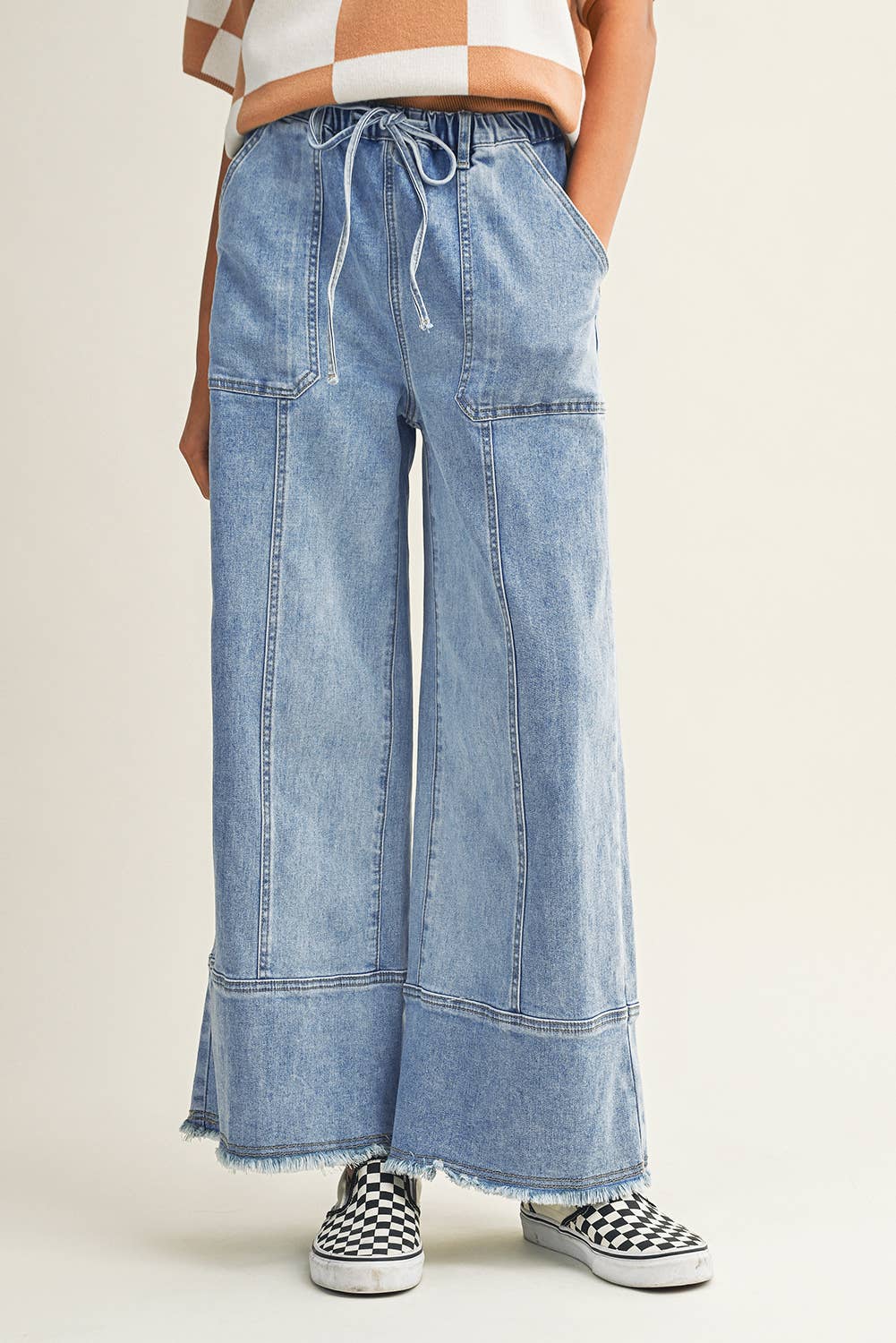 Drawstring Seam Detail Raw Hem Wide Leg Denim Pants: Beau Blue / 4