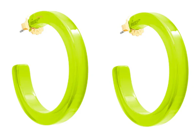 MEDIUM RESIN OPEN HOOP EARRING - Image 4