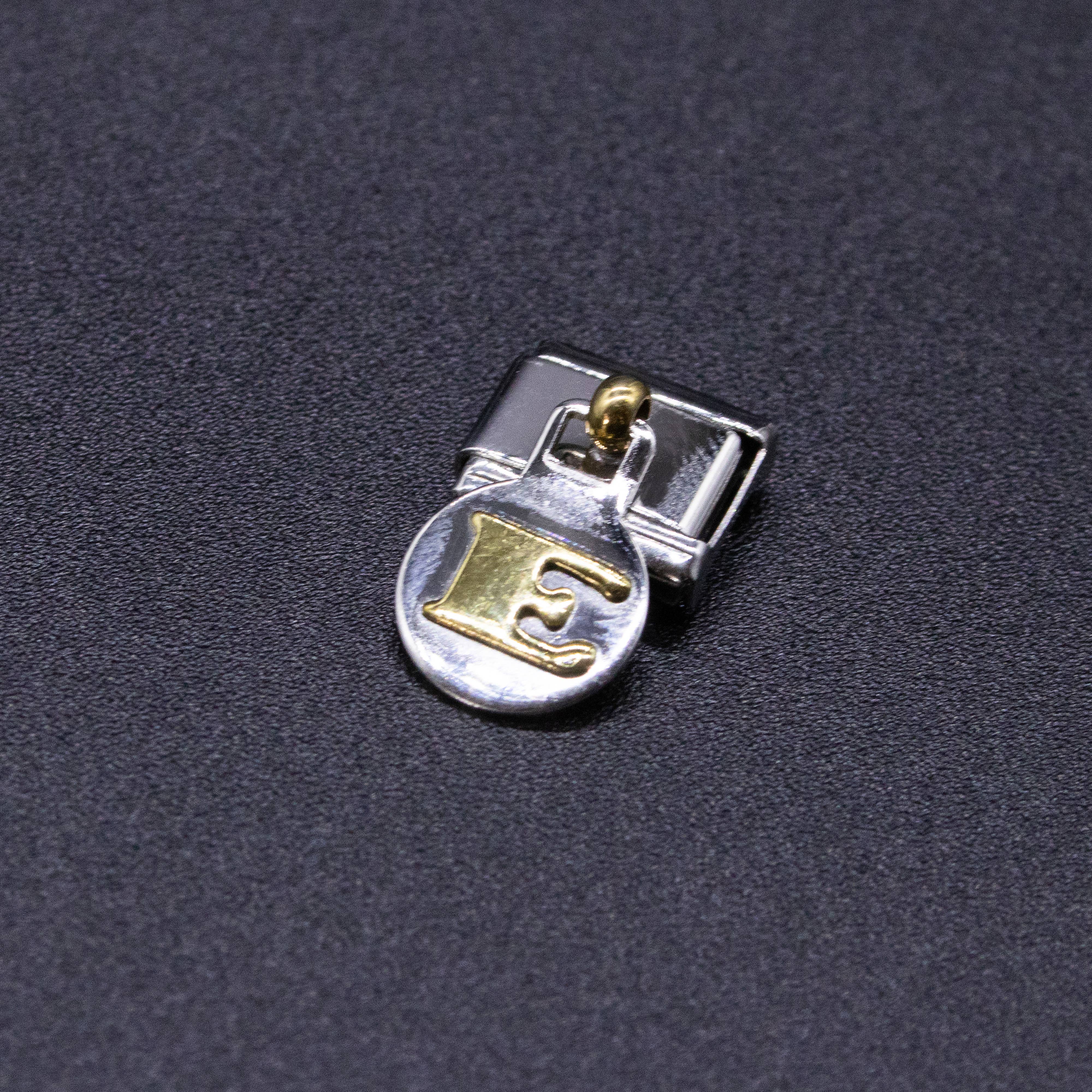 Natalia - Italian Charm Letters A-Z - 9mm Gold Dangle Bracelet Charms: V - Image 16