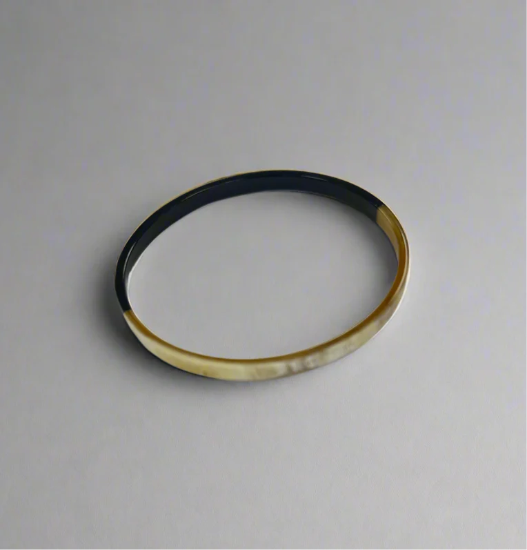 Natural Horn Bangle with Lacquer