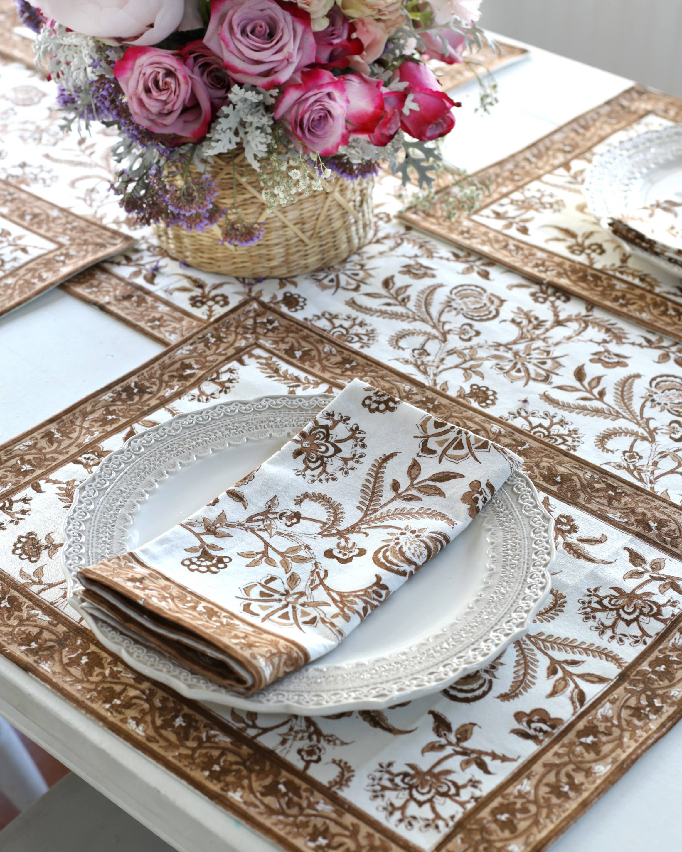 PACIFIC & ROSE TEXTILES - Napkin Lilibet Mocha, Set of 4 - Image 2