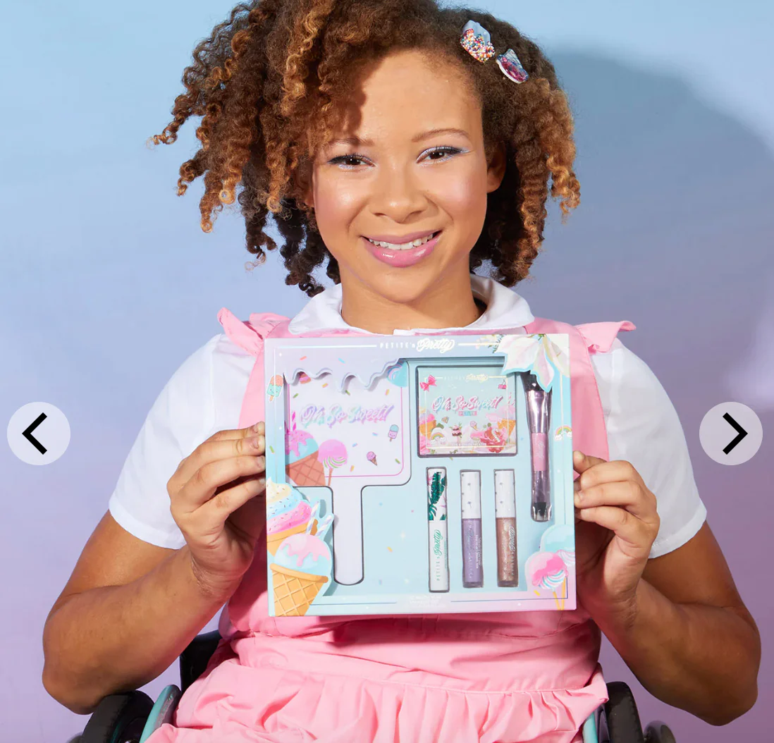 Petite 'n Pretty So Much Yum Makeup Set - Image 2