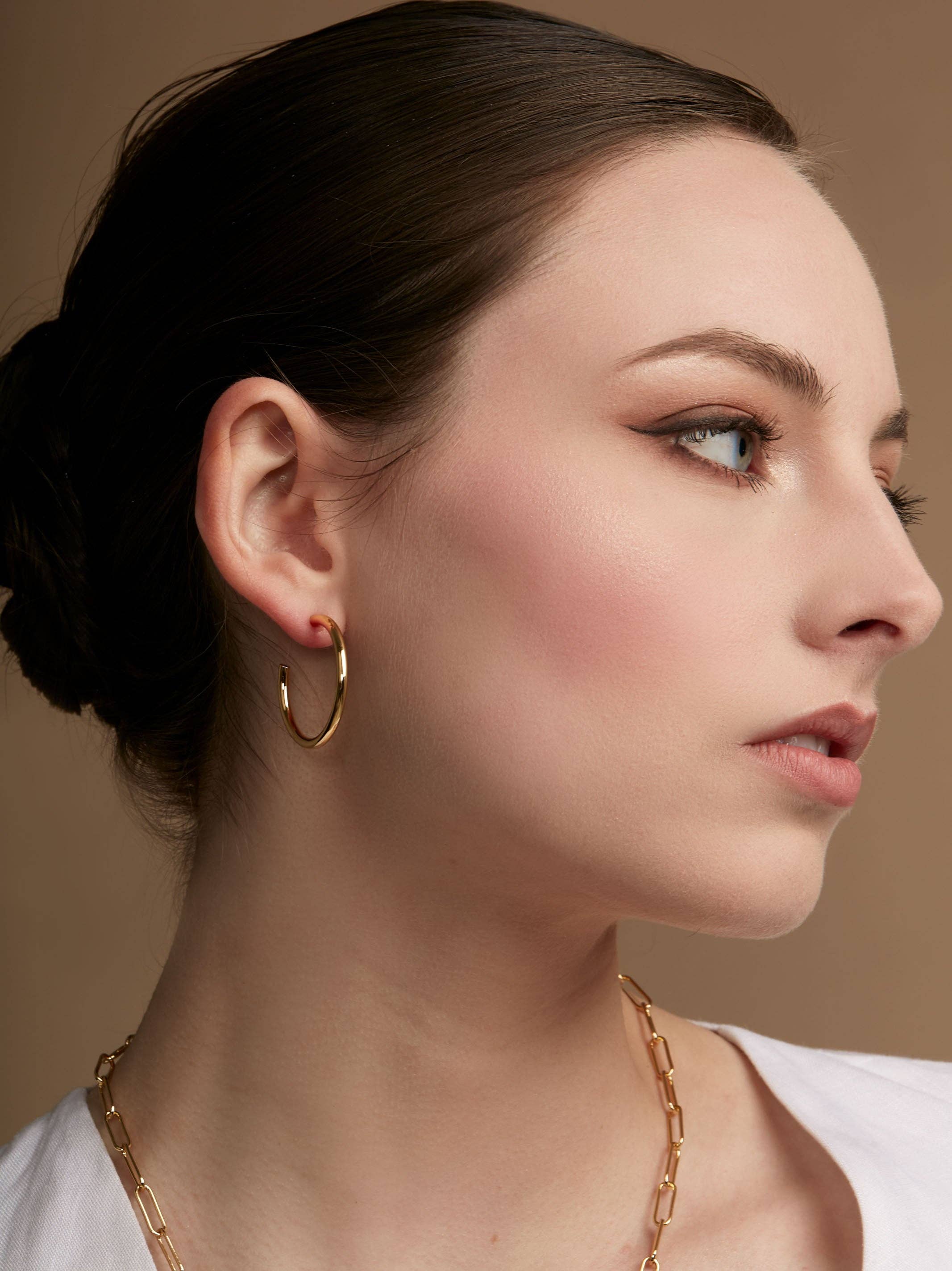 rho - Small Thin Hoop Earring: Gold - Image 3