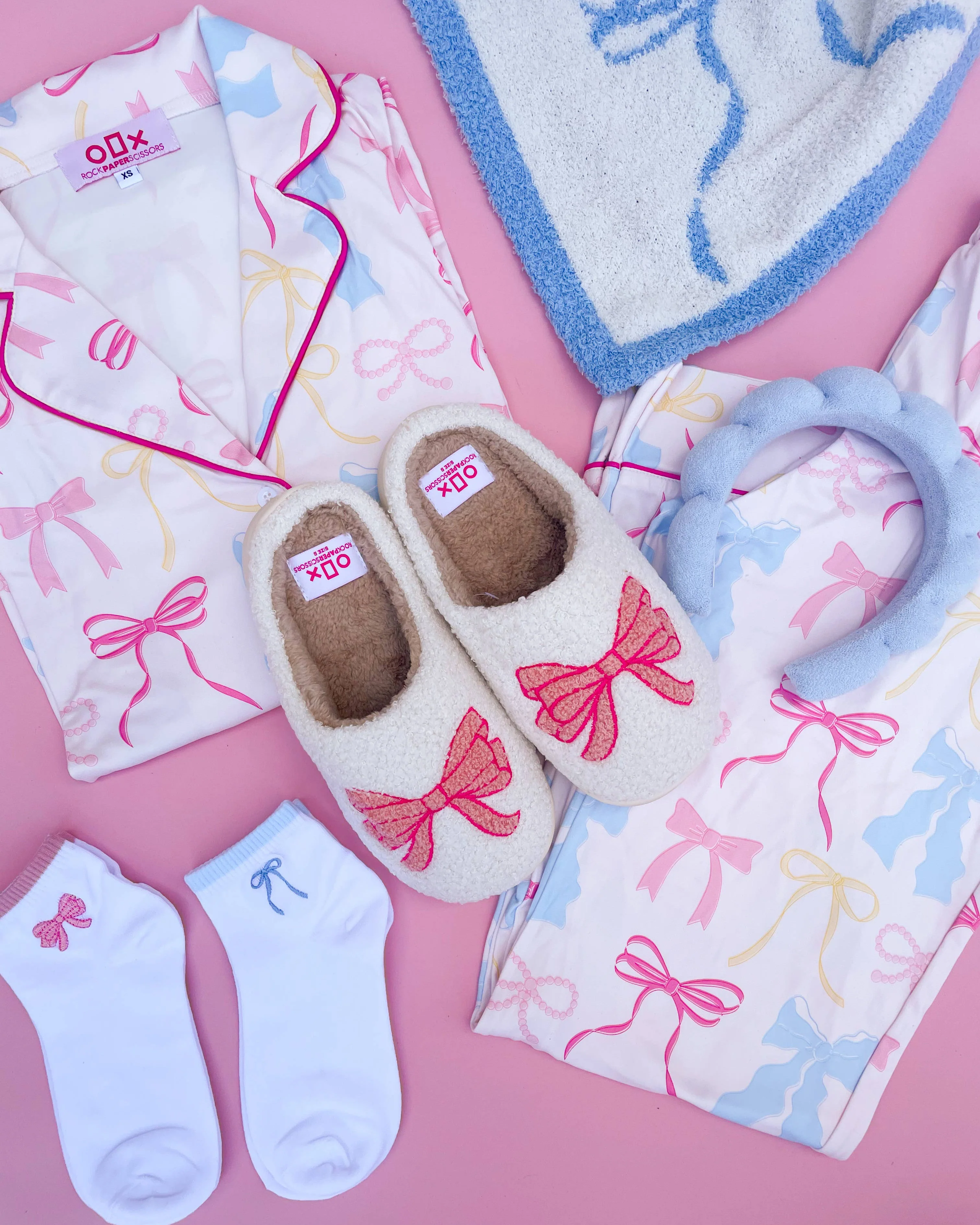 Rock Paper Scissors - Pink Bow Slippers: Small - Image 3