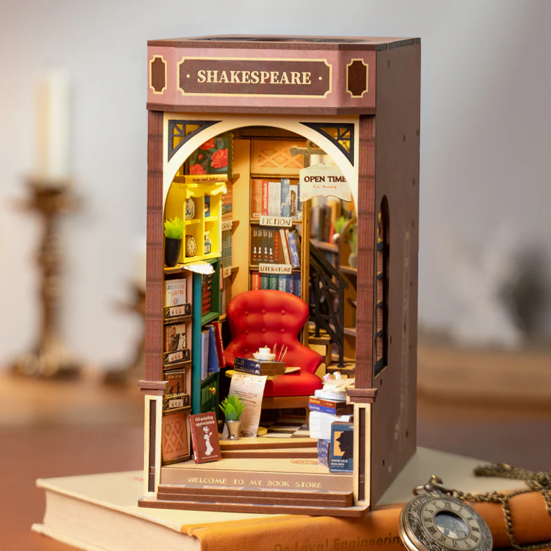 Rolife Book Nook Shelf Insert - Bookstore TGB07