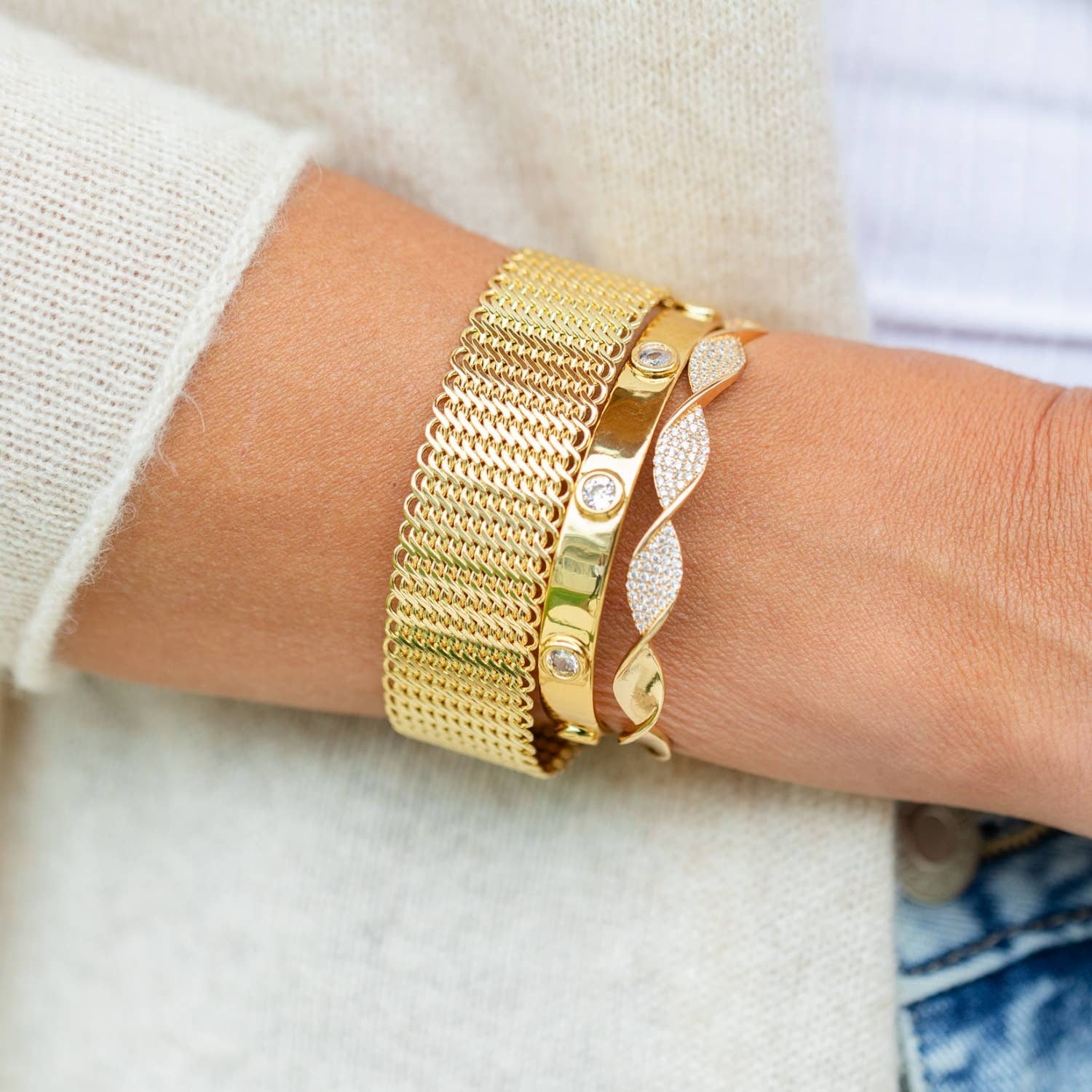 Splendid Iris - Cubic Zirconia Cuff Bracelet: Gold - Image 2