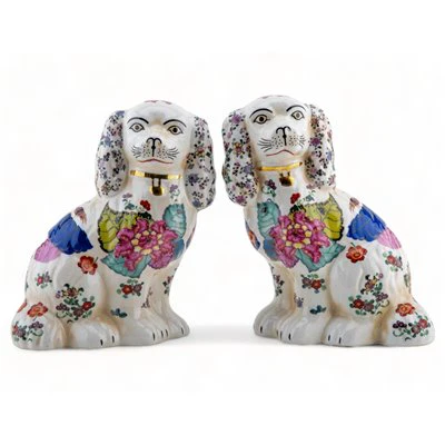 STAFFORDSHIRE DOG- TOBACCO LEAF- single