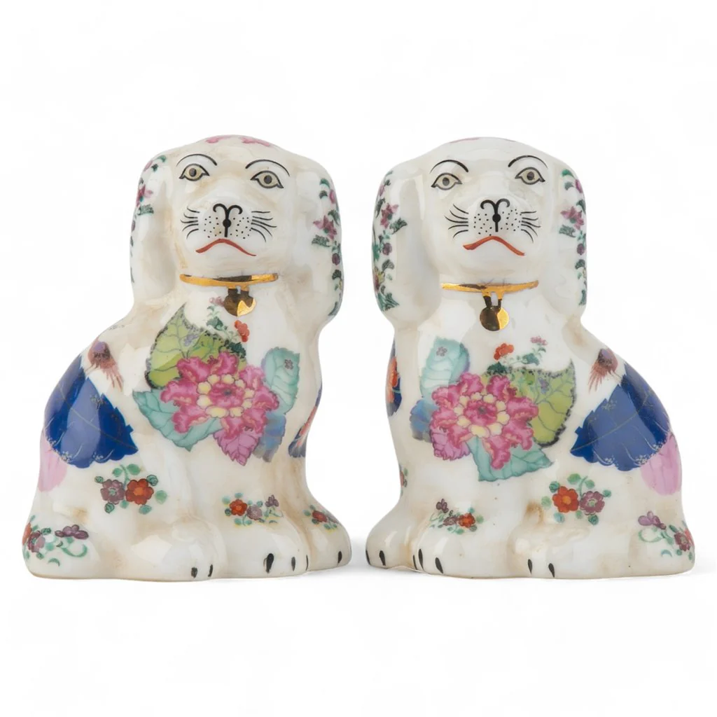 STAFFORDSHIRE QQ SMALL FIGURINE - TOBACCO LEAF single