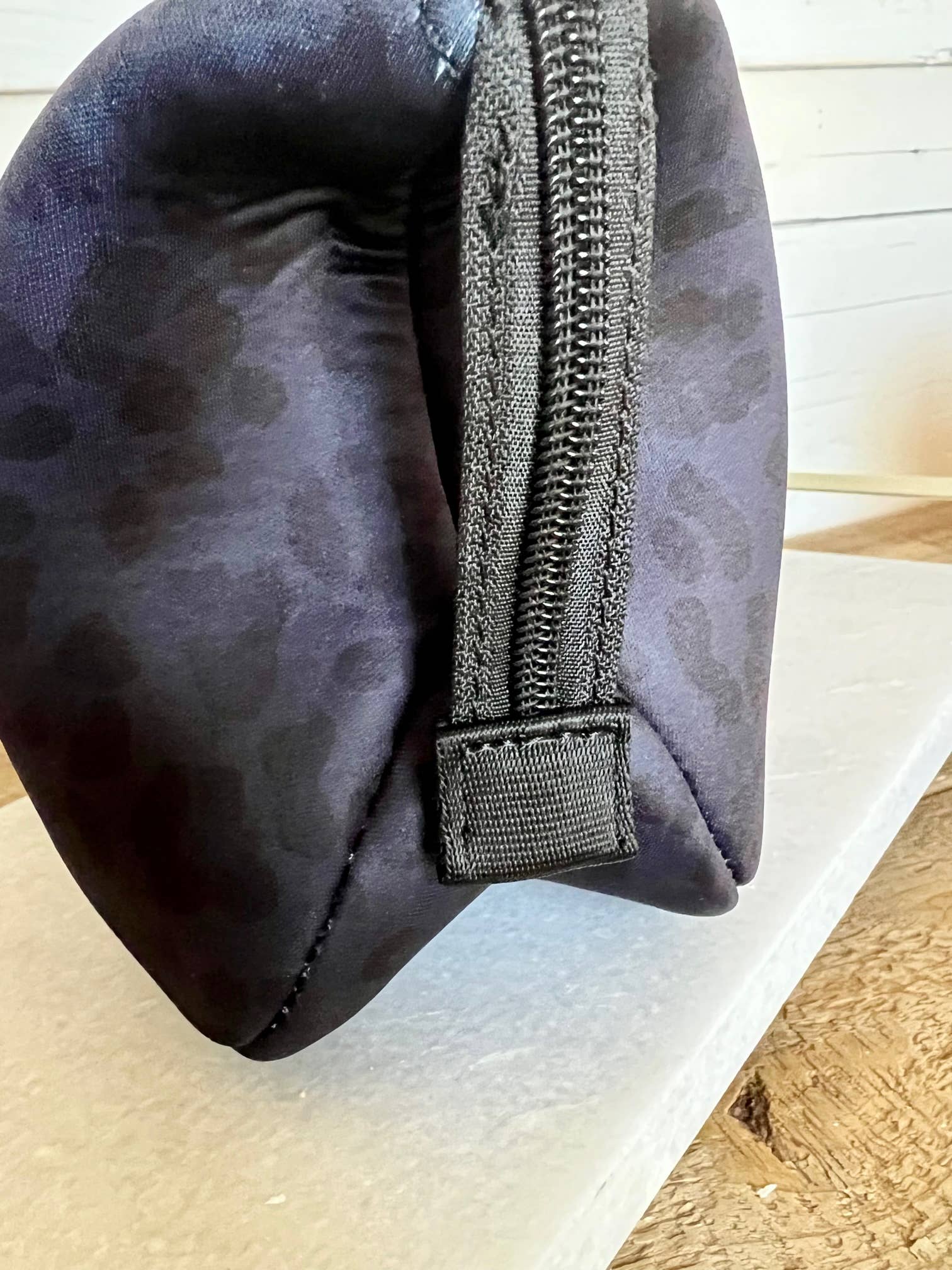 TAYLOR GRAY - The Lizzy Small Neoprene Makeup Bag | shoptaylorgray - Image 2