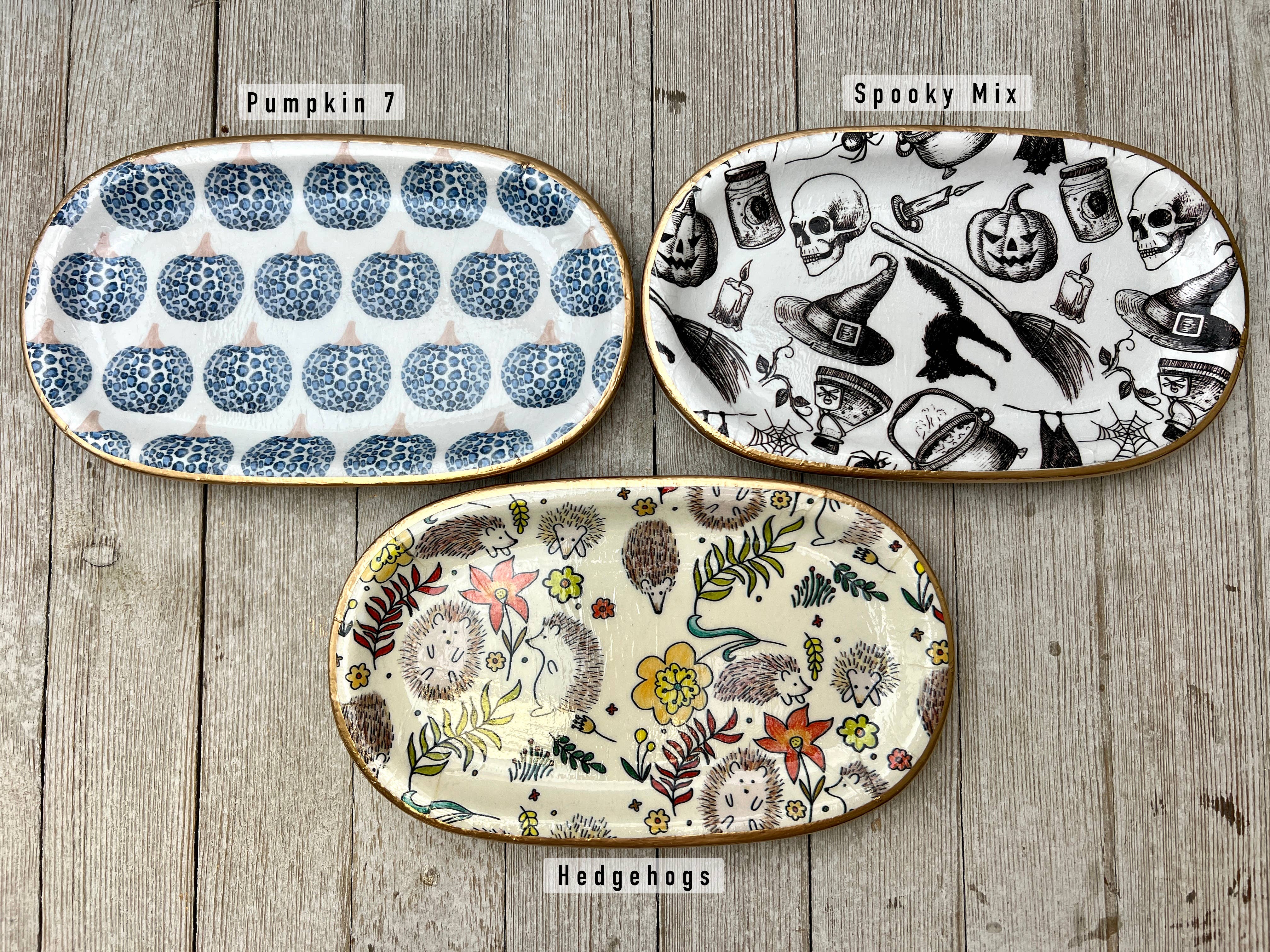 Ten Twenty Six Designs - Fall / Halloween Ceramic Jewelry tray: Large / Fall Leaves 2 - Image 2