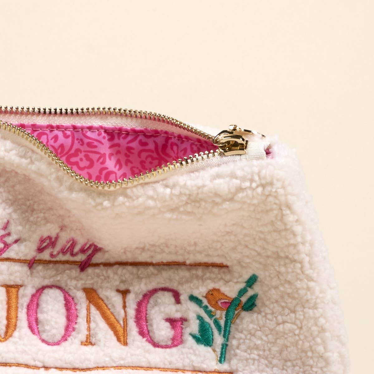 The Darling Effect - Teddy Pouch–Let's Play Mahjong - Image 2