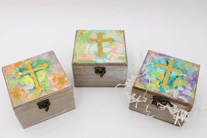 TradeCie Handpainted Cross Wood Box Sign Candice Boatright