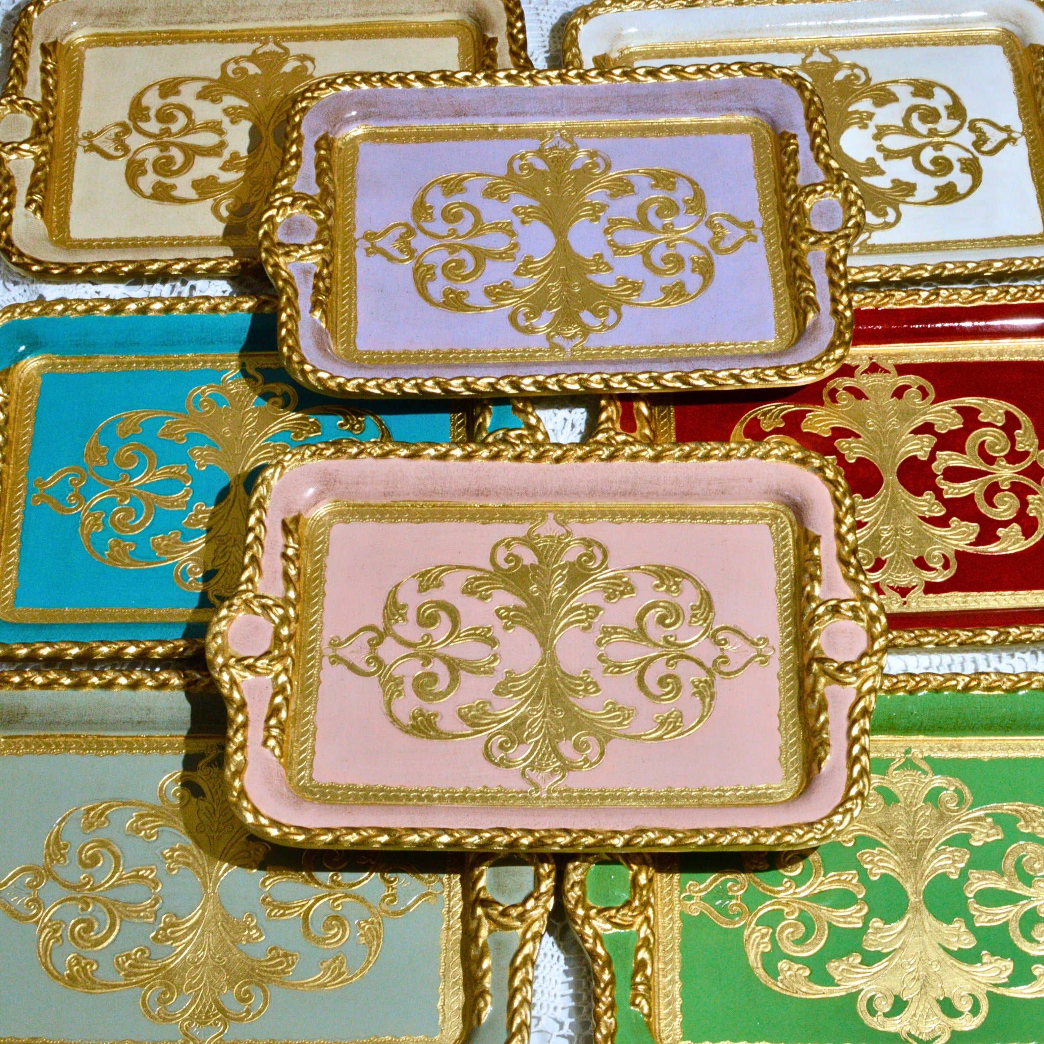 Via Graceffo - Florentine Carved Gilded Wood Rectangle Tray with handles - Image 14