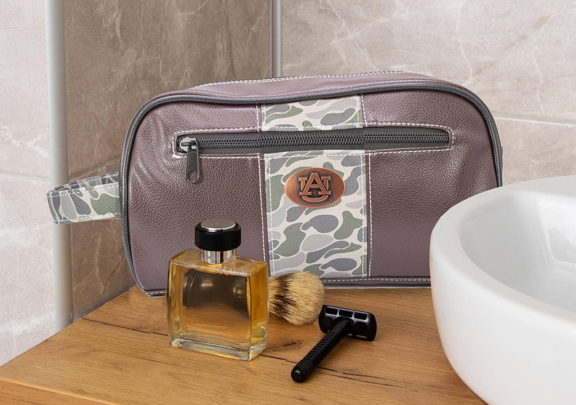 Zep-Pro - Auburn Tigers Men's Camo Dopp Kit.: Green/Gray - Image 8