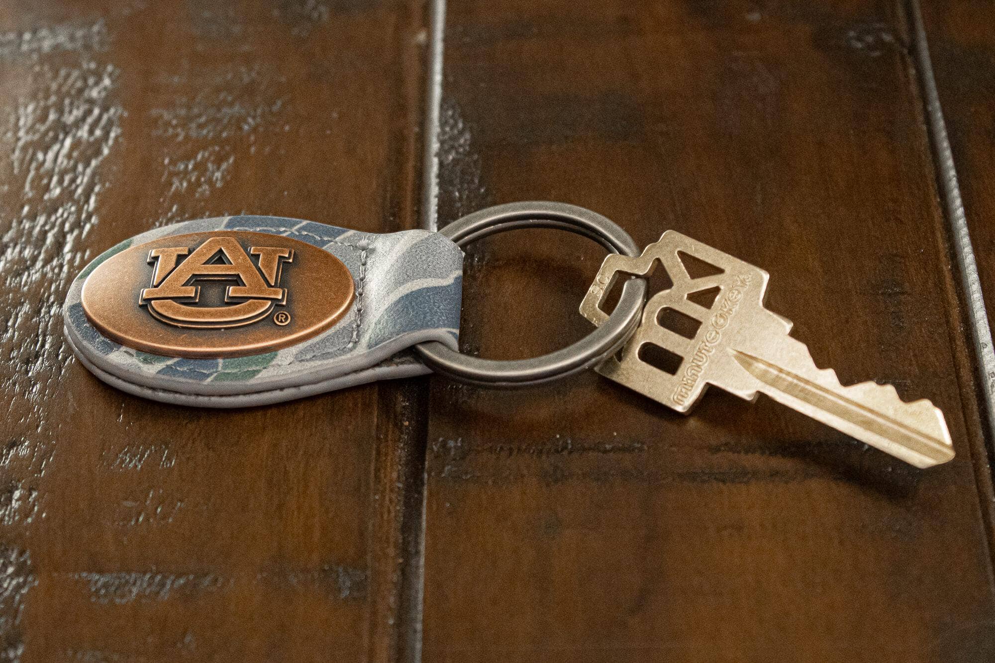 Zep-Pro - Auburn Tigers Oval Camo Leather Key Fob.: Brown/Tan Camo - Image 7