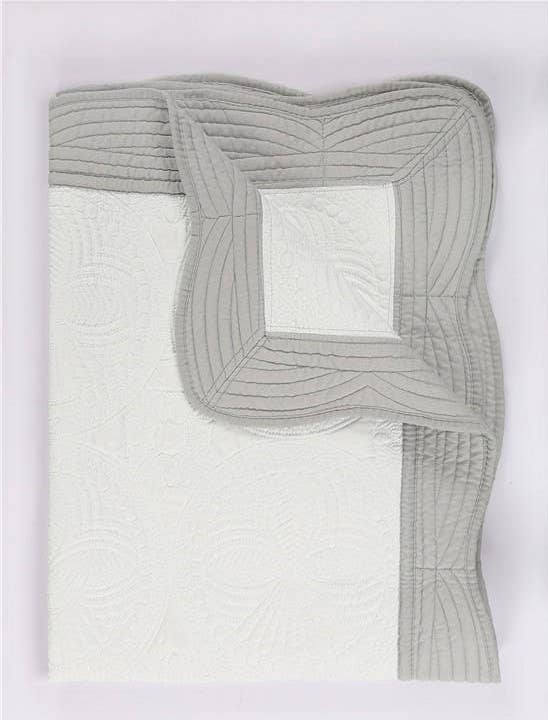 Zsa Zsa & LoLLi - Heirloom Quilt - Baby Quilt Blanket Swaddle Monogram: Cream - Image 18